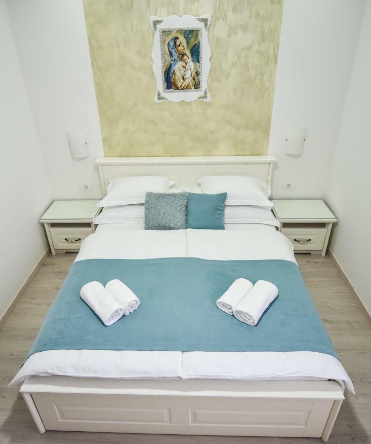 Gloria Apartments 2 เมจูโกเรีย ภายนอก รูปภาพ