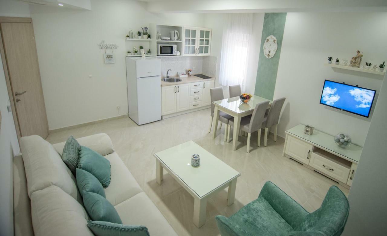 Gloria Apartments 2 เมจูโกเรีย ภายนอก รูปภาพ