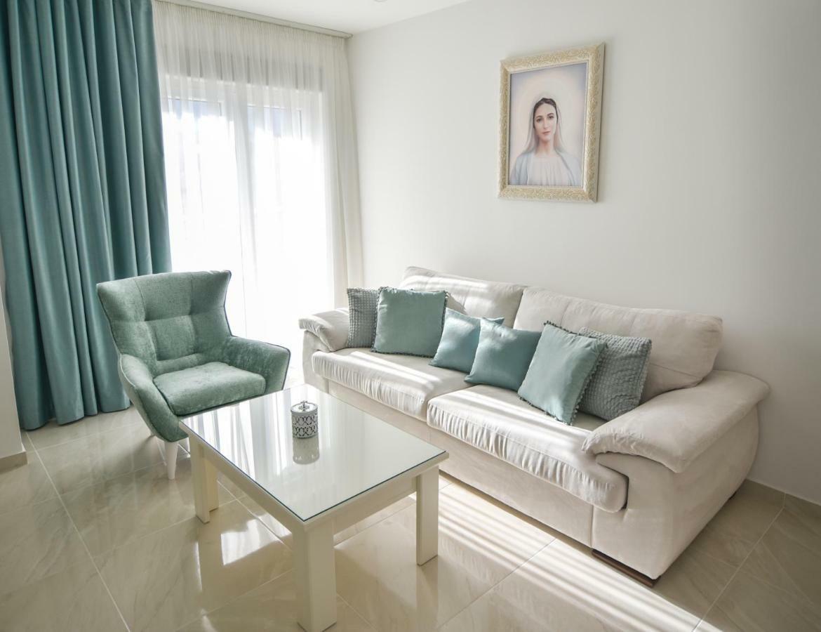 Gloria Apartments 2 เมจูโกเรีย ภายนอก รูปภาพ