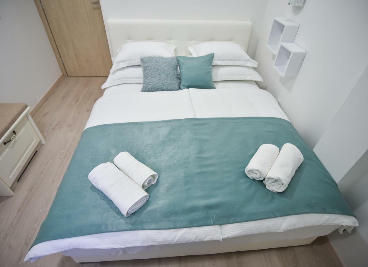 Gloria Apartments 2 เมจูโกเรีย ภายนอก รูปภาพ